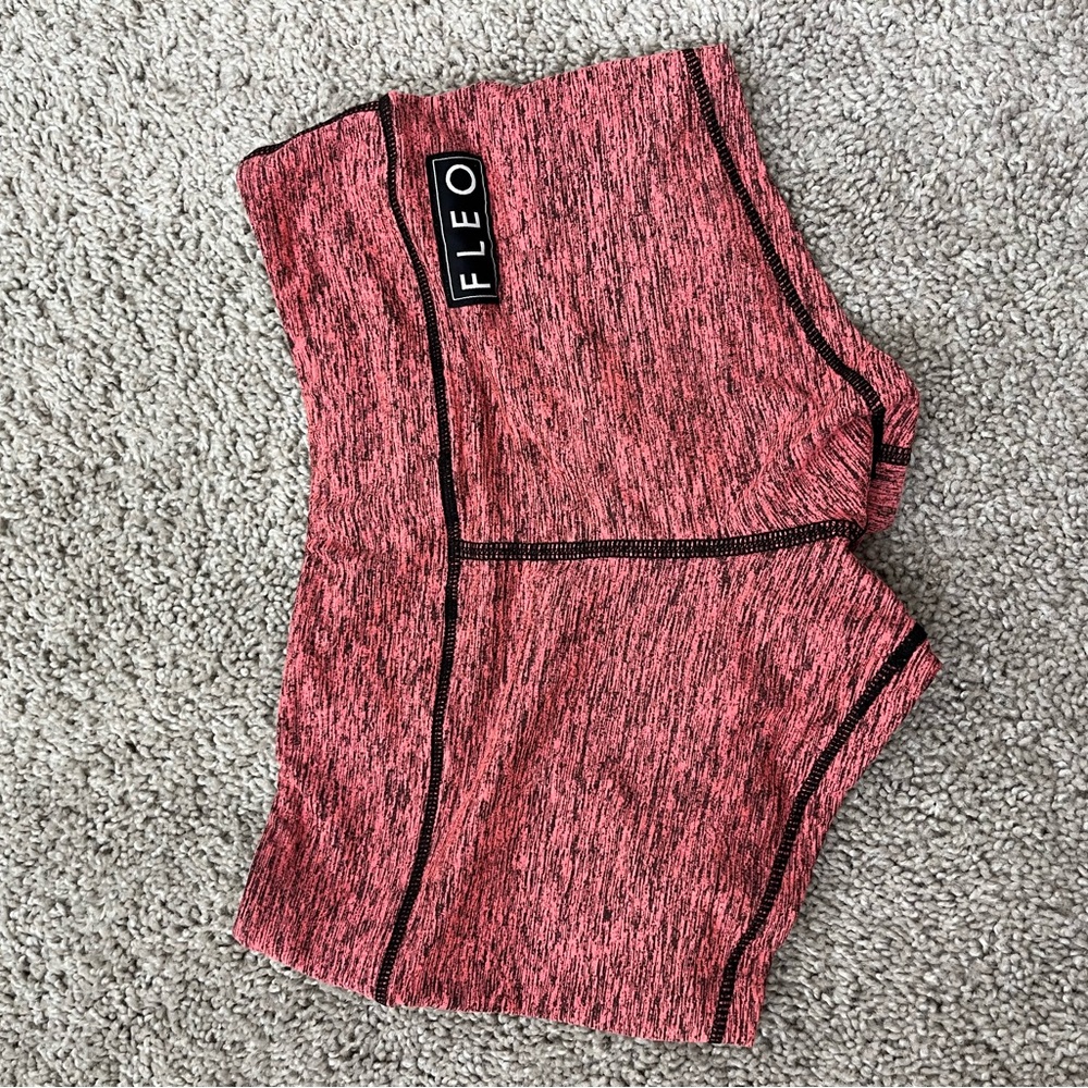 2.5” Heather Pink Fleo Shorts